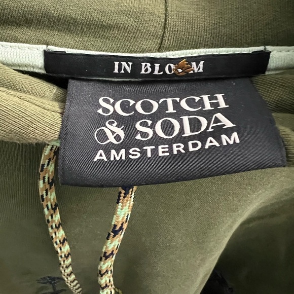 Oversized Growing Flowers Embroidered Scotch & Soda green Bloom Hoodie - Picture 5 of 5